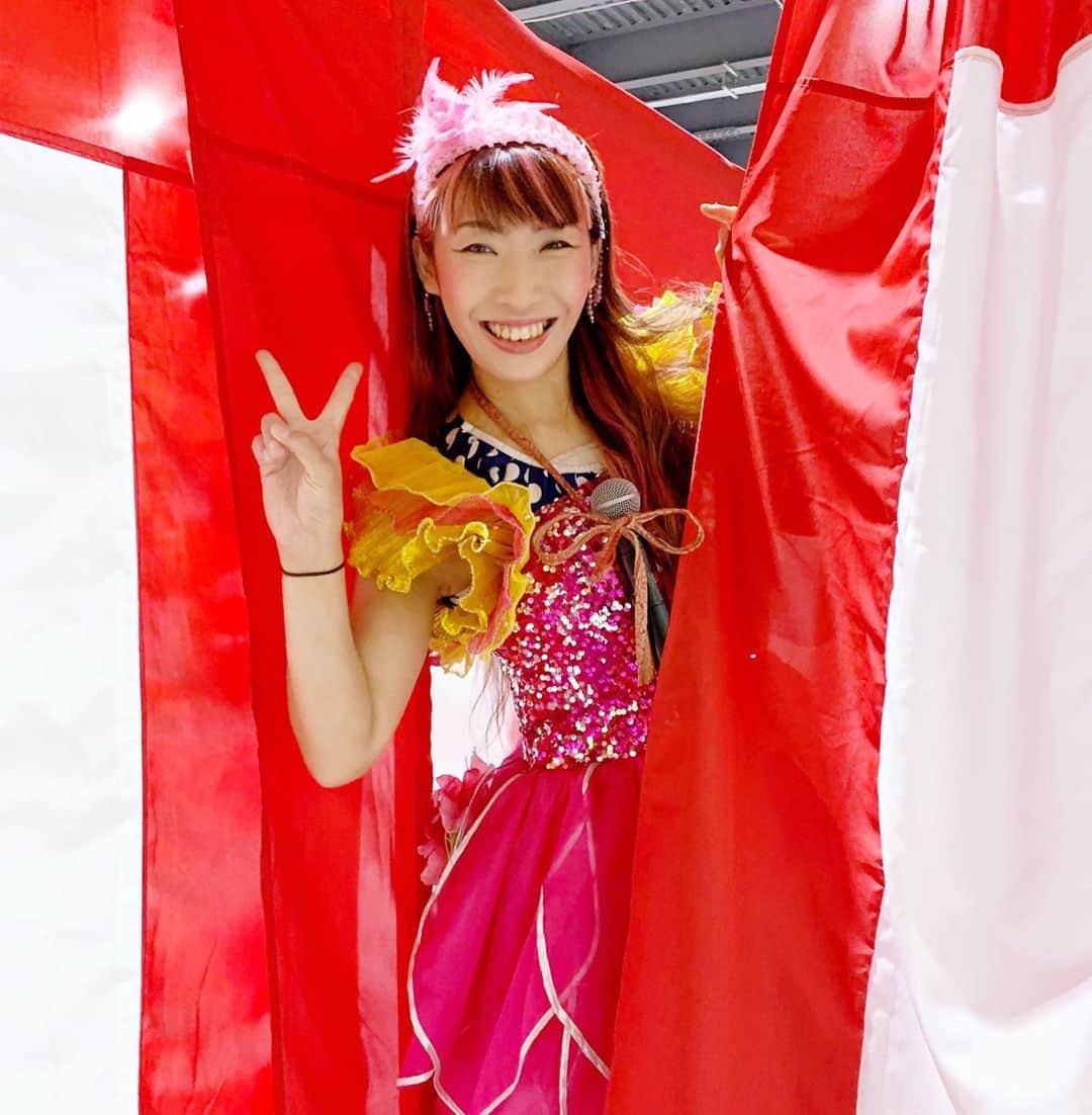 荒木巴さんのインスタグラム写真 - (荒木巴Instagram)「#千葉 にて #竣工式典 の #パーティ #余興 で #マジックショー でした。 ご覧いただいた皆様、ありがとうございました。 そして、竣工おめでとうございました🎉」7月9日 14時25分 - tomoearaki