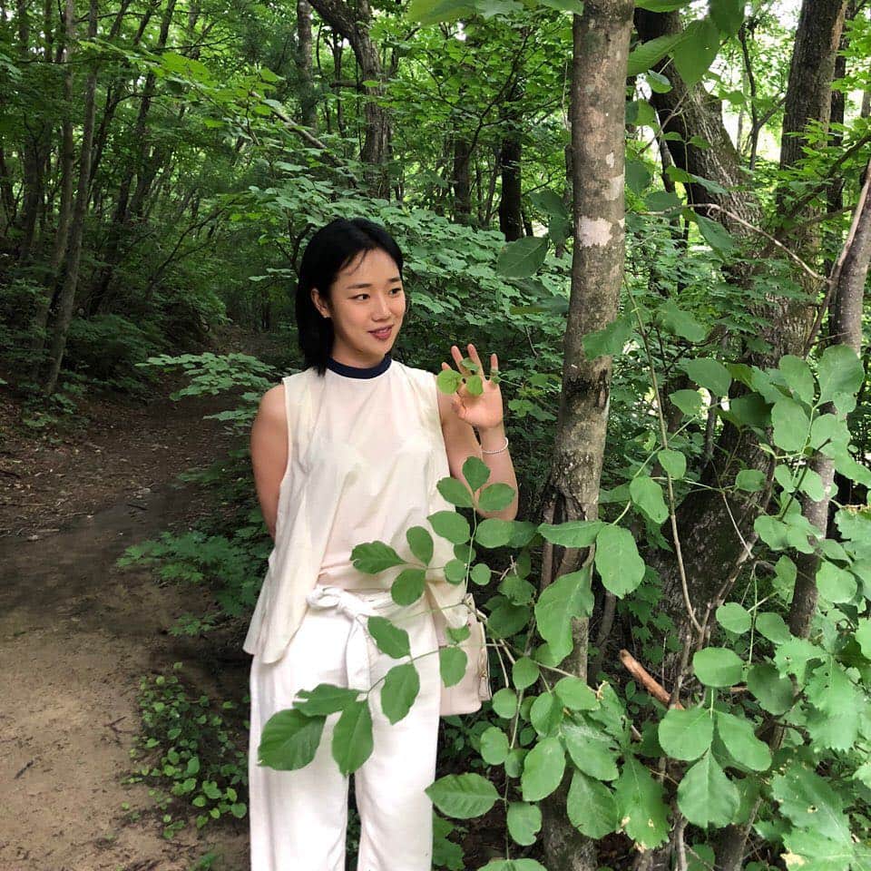 チョン・ヨンジュのインスタグラム：「💚🌱🌿」