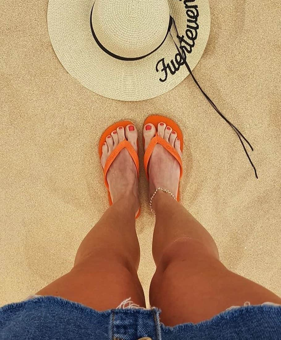 Havaianas Europeさんのインスタグラム写真 - (Havaianas EuropeInstagram)「Elisa from @cardio_surgery is giving us serious summer vibes #Repost #Fuerteventura #Canarias」7月10日 1時27分 - havaianaseurope