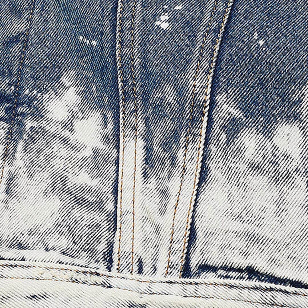 ディーゼルのインスタグラム：「No denim dilemma here. Just a patchwork of unifying shades of color greatness. Stitching perfection. #Prefall19 #DieselDenim . . Denim Jacket “NHILL”」