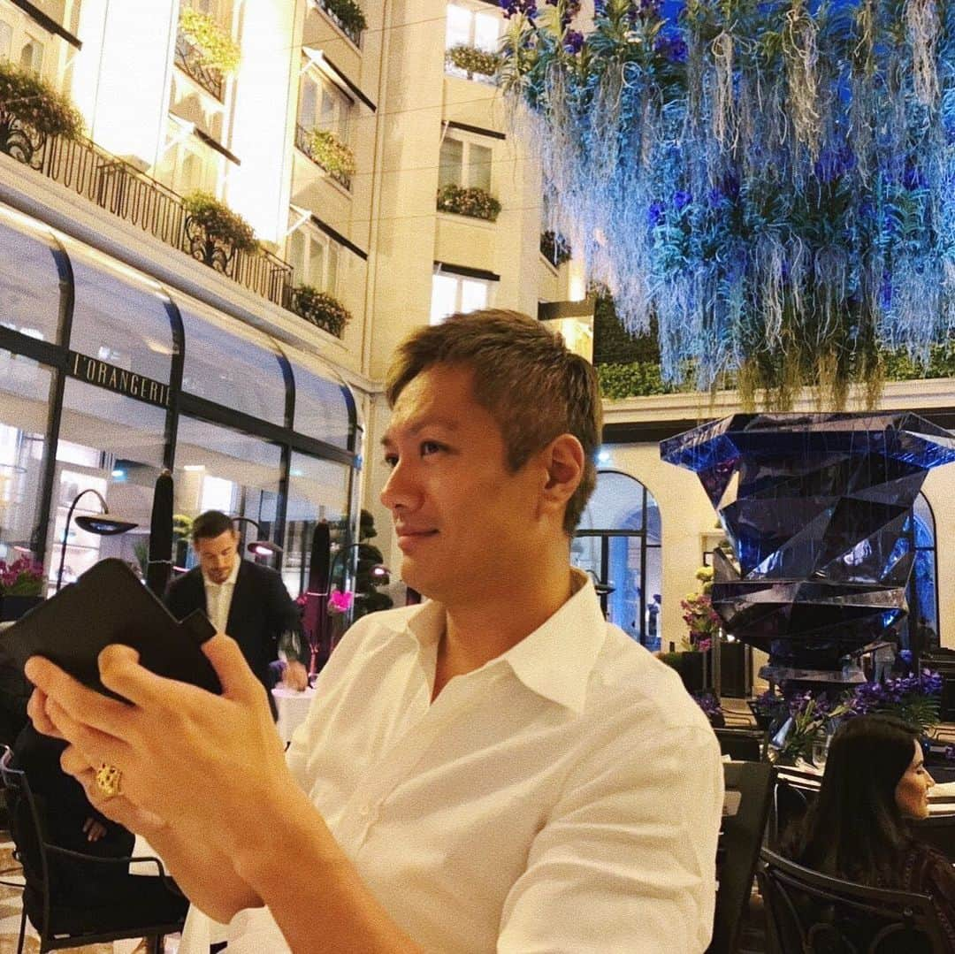 押尾学さんのインスタグラム写真 - (押尾学Instagram)「Had a great dinner meeting @lecinqparis ⭐️ #paris #amazing #wine #france」7月10日 0時14分 - manabuoshio_official