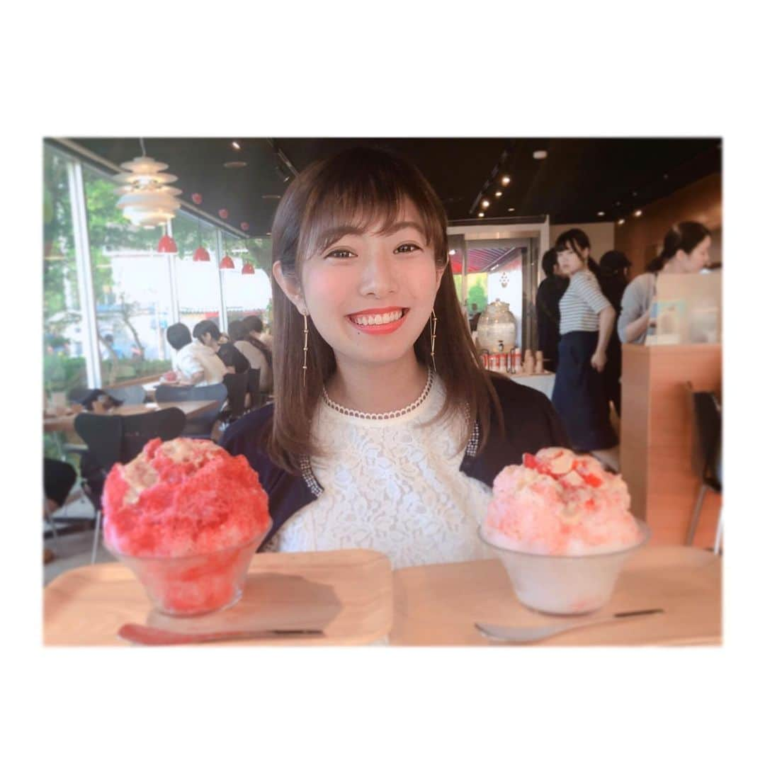 白戸ゆめのさんのインスタグラム写真 - (白戸ゆめのInstagram)「🍧 . 声治ったら おいしいかき氷食べたい🙃 . 1枚目📷 焼菓子工房ボンボニエールの #瀬戸内レモンのかき氷 🍋 中に入ってるゼリーとクリームチーズアイス絶品🍨💕 優しい味わいでした🙈 . 2枚目 KAKIGORIカフェ ひむろの #ボイセンベリー と #生いちご 🍓 かき氷2個持ちはただの食いしん坊ですね👯‍♀️笑 one-piece: @apuweiser_official ❁❁❁ . 3枚目 水納島のビーチ🏖 こういうかき氷もすきっ！ 海とかお祭りでも必ず食します☝️ 沖縄楽しかったあ また行きたいなあ🌺 . #夏 #summer #かき氷 #香川 #屋島 #三豊 #父母ヶ浜  #ボンボニエール #ひむろ #沖縄 #水納島 #🥐 #クロワッサンアイランド」7月10日 0時07分 - yumeno.s_