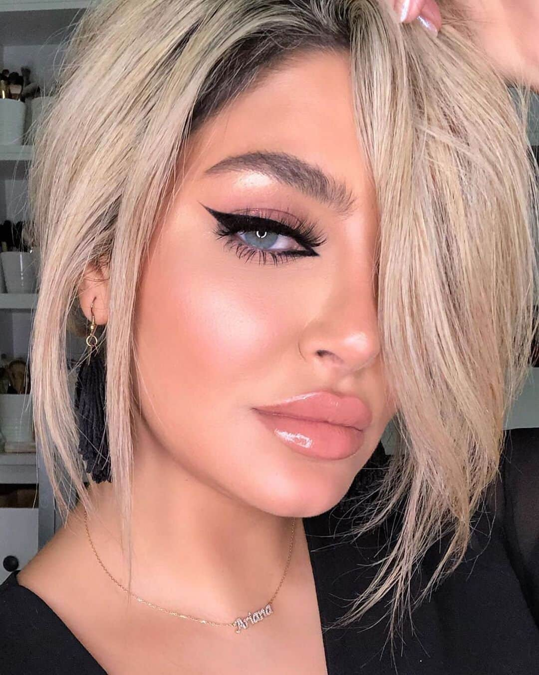 Too Facedさんのインスタグラム写真 - (Too FacedInstagram)「This glam is E V E R Y T H I N G 😍 @sheidafashionista wears our Better Than Sex Eyeliner, Diamond Light Highlighter in shade Canary, and Peach Perfect Foundation in shade Sand! #regram #toofaced」7月10日 0時09分 - toofaced