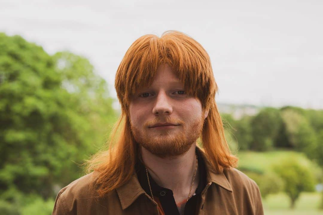 エド・シーランさんのインスタグラム写真 - (エド・シーランInstagram)「I’m bringing the mullet back. Friday x 📸 @zakarywalters」7月10日 0時49分 - teddysphotos