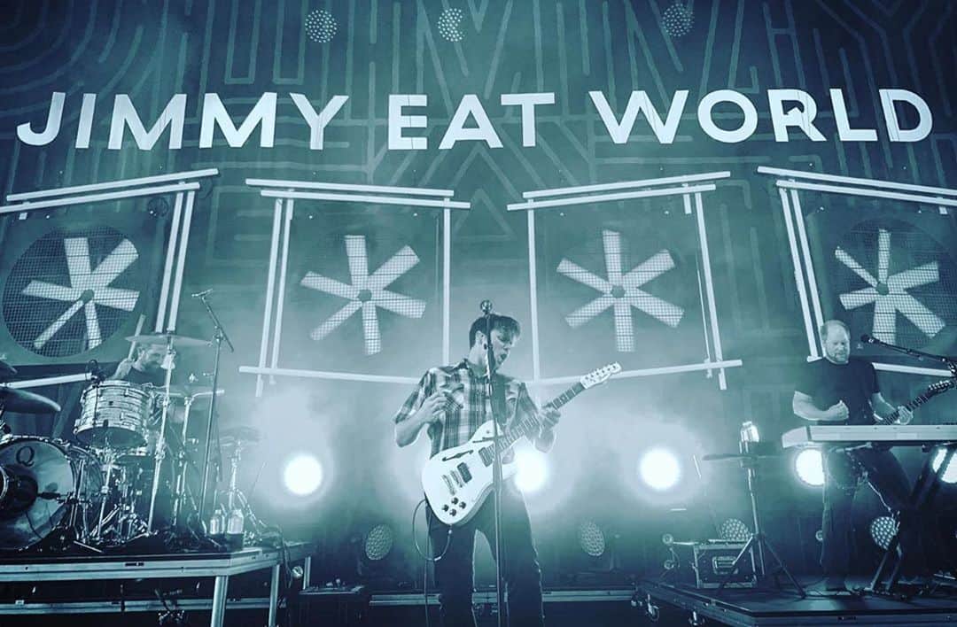 Jimmy Eat Worldのインスタグラム：「Thank you Boston! Last night was awesome. Looking forward to rocking Connecticut tonight! LFG. 📸: @joeyxcahill」