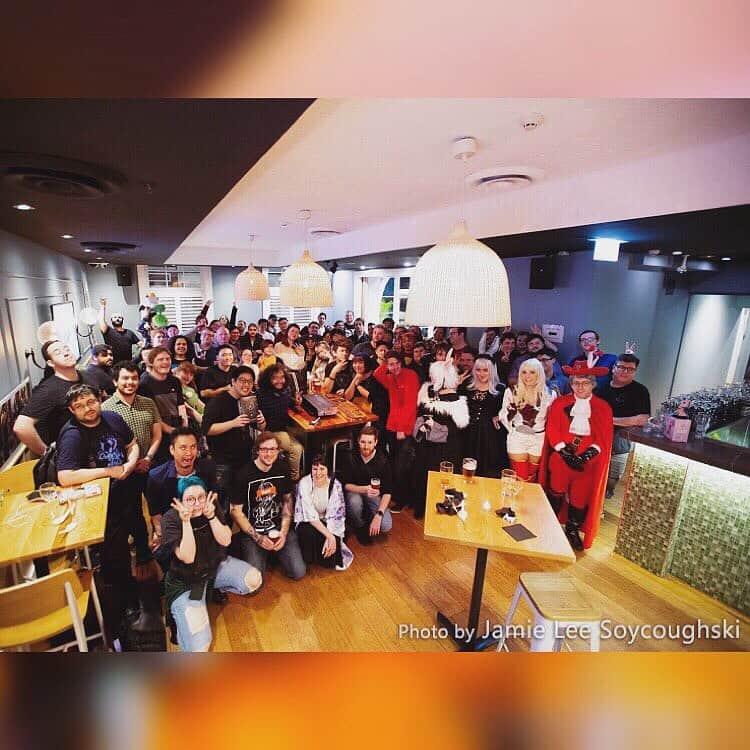 FINAL FANTASY XIVさんのインスタグラム写真 - (FINAL FANTASY XIVInstagram)「We supported an #FFXIVFanGathering in Australia during early access week! The night was certainly a blast! Thank you to everyone who joined! ❤ #FFXIV」7月10日 1時12分 - ffxiv