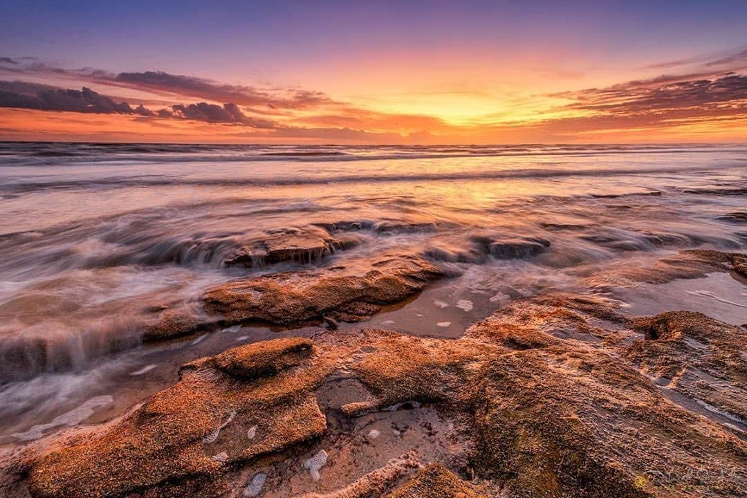 NikonUSAさんのインスタグラム写真 - (NikonUSAInstagram)「From #NikonAmbassador @debsandidge: “Soft colors in the sky before sunrise and extremely low tide create a unique opportunity to capture warm tones and rugged textures. Photographed with a @nikonusa Z 7, Mount Adapter FTZ and NIKKOR 14-24mm lens. I hope you are off to a great start of the week! 🌞📷” #NikonNoFilter #mirrorlessreinvented #nikonambassador #seascapes #florida #sunrise #beach #landscape #seashore #NikonZ7 #Z7 #NIKKOR #NikonLove」7月10日 1時14分 - nikonusa