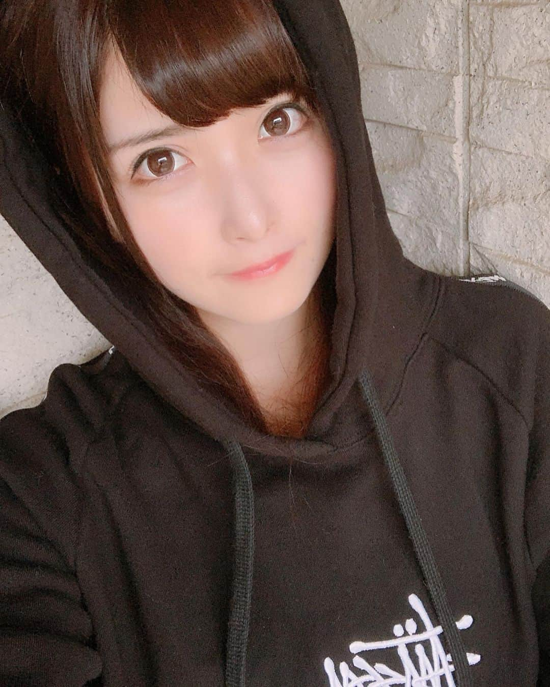 佐倉みきさんのインスタグラム写真 - (佐倉みきInstagram)「👾🎱 #パーカー #パーカー女子 #hoodie #stussy #black #instalike #fashion」7月9日 17時54分 - sakura_miki96