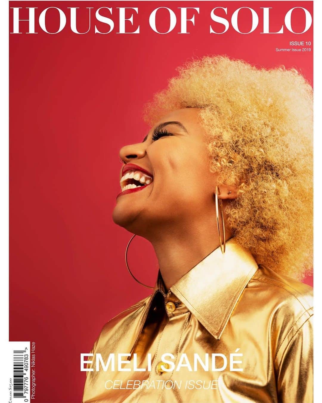 Emeli Sandéのインスタグラム：「I'm a cover girl guys!! 🤩🕺🏾So excited to be on the cover of @houseofsolomag Celebration issue!  It's out next week, you can pre-order your copy here: https://houseofsoloshop.co.uk/products/celebration-issue-of-house-of-solo-featuring-emeli-sande #beyourownkindofbeautiful Photography: @niklashaze MUAH: @yasminabmkup」
