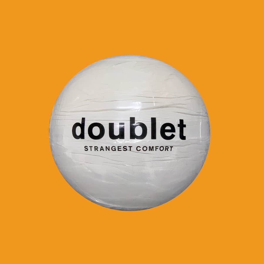 ダブレットさんのインスタグラム写真 - (ダブレットInstagram)「@__DOUBLET__ 🇯🇵 original #DouBlet FW19 "DB BALL" CAPSULE TOY COMPRESSED T-SHIRT」7月9日 18時29分 - __doublet__