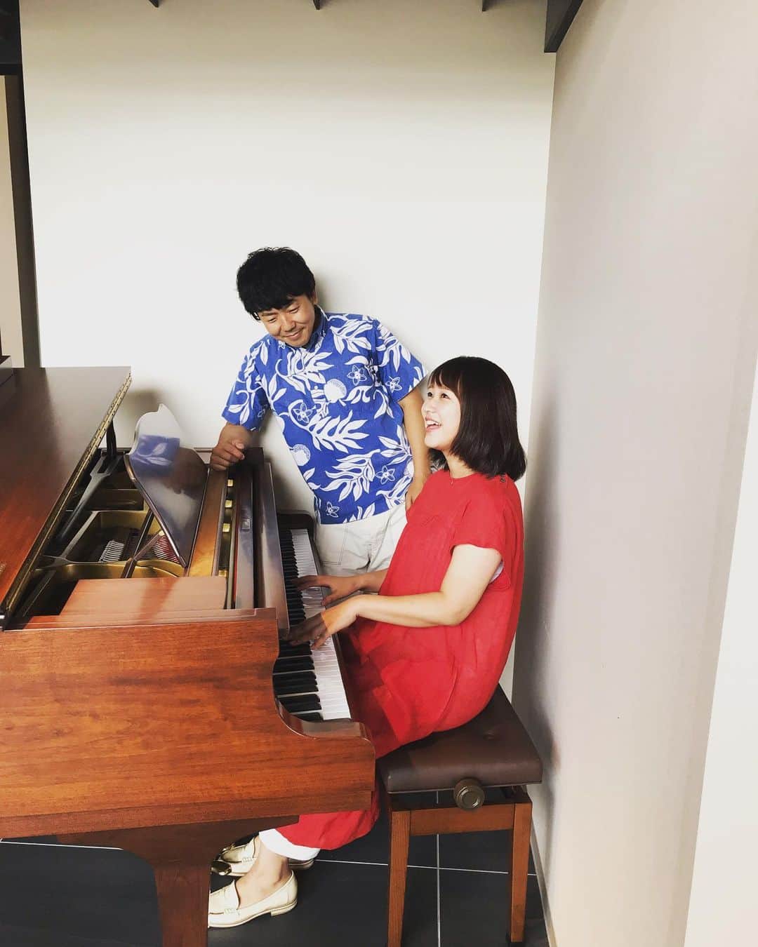 梶剛さんのインスタグラム写真 - (梶剛Instagram)「‪今日はOHKの「Re:SETO」の収録でした♪(´ε｀ )‬ ‪写真の矢野アナのピアノ演奏は番組の本編とはなんの関係もありません♪(´ε｀ )‬ ‪#香川県‬ ‪#OHK‬ ‪#瀬戸内海‬ ‪#setouchi‬」7月9日 18時35分 - kajitsuyoshi