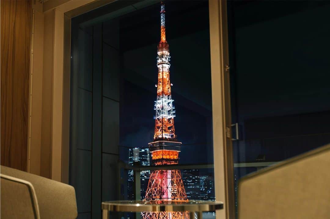 ザ・プリンス パークタワー東京さんのインスタグラム写真 - (ザ・プリンス パークタワー東京Instagram)「東京タワーとともにホテルステイを。  詳しくはこちら http://bit.do/towerstay ⠀⠀⠀⠀⠀⠀ Please enjoy your hotel stay with Tokyo Tower! ⠀⠀⠀⠀⠀⠀⠀⠀⠀⠀⠀ Share your own images with us by tagging @princeparktowertokyo ————————————————————— #TokyoTower #princeparktower #princehotels #tokyo #japan #beautifulhotels #tokyohotel #shibakoen #akabanebashi #azabujuban  #tokyoview  #ThePreferredLife」7月9日 19時02分 - princeparktowertokyo
