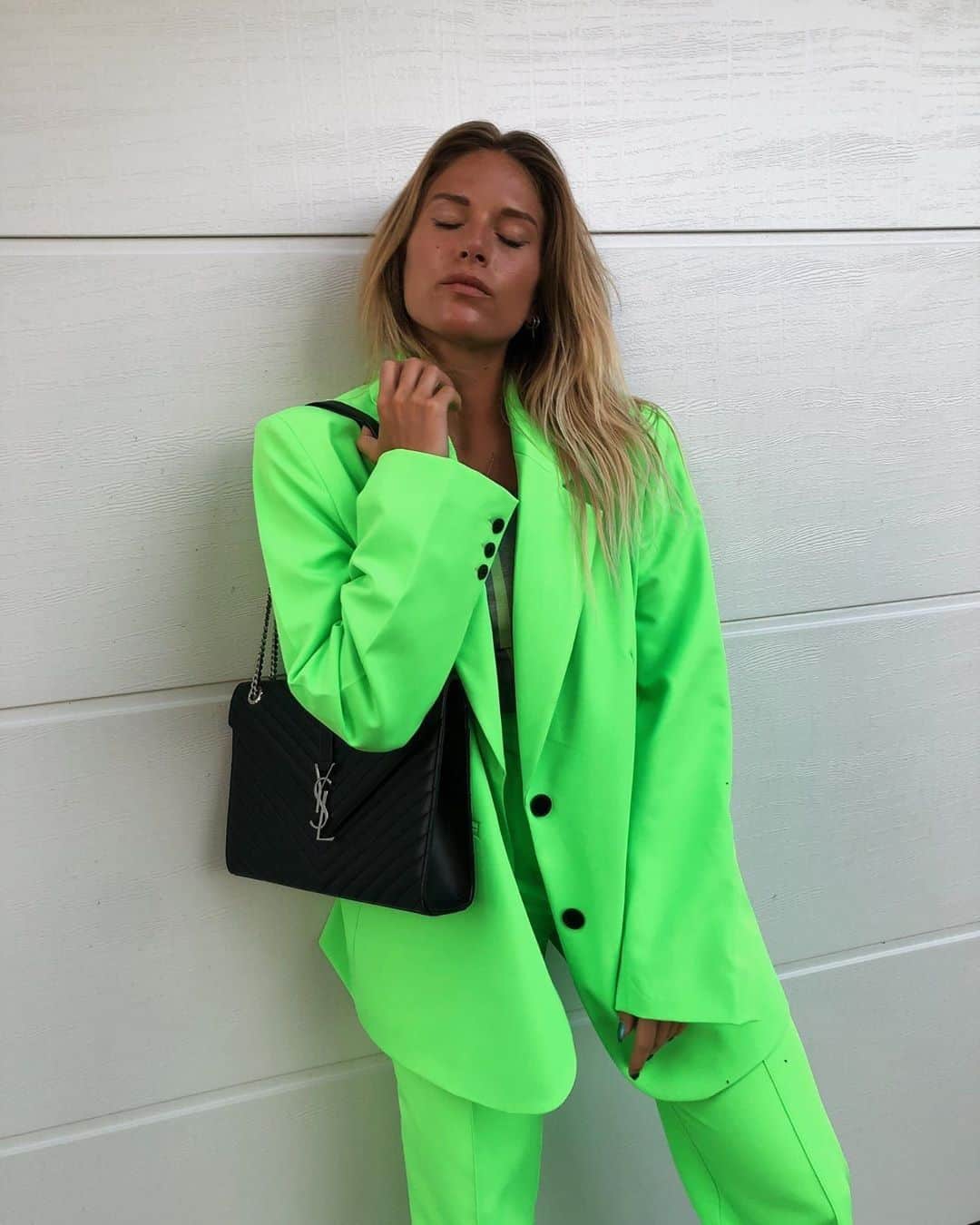 ASOSさんのインスタグラム写真 - (ASOSInstagram)「Still half asleep, but still managed to look good 📸 @terriblementm 🔎 COLLUSION suit in neon green (1459501)」7月9日 19時10分 - asos