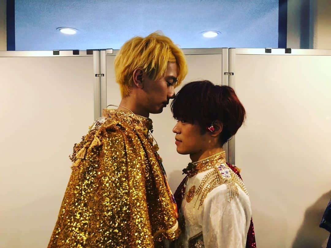 小野賢章のインスタグラム：「思い出写真たち🌈 #アイナナ #REUNION」