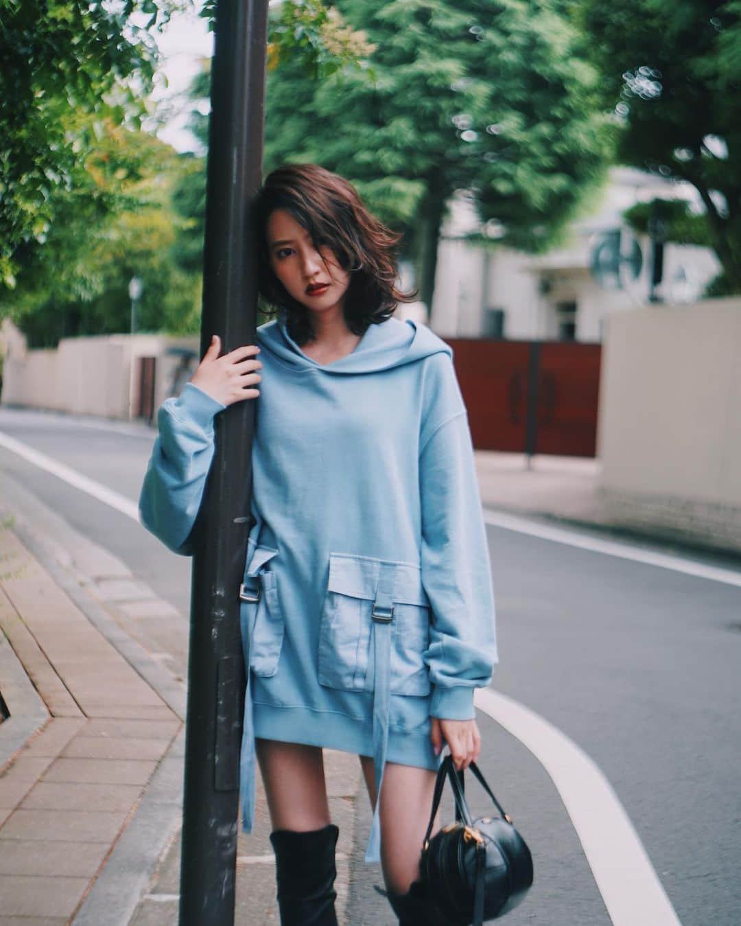 河北麻友子さんのインスタグラム写真 - (河北麻友子Instagram)「💙💙💙 FASHION HOODIE: 521 #FASHION #OOTD #麻友コーデ #MayuPics #麻友ぴく」7月9日 19時42分 - mayukokawakitaofficial