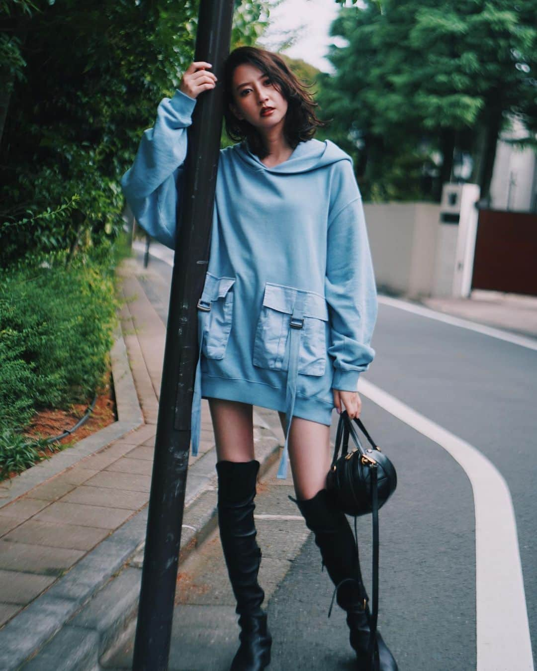 河北麻友子さんのインスタグラム写真 - (河北麻友子Instagram)「💙💙💙 FASHION HOODIE: 521 #FASHION #OOTD #麻友コーデ #MayuPics #麻友ぴく」7月9日 19時42分 - mayukokawakitaofficial