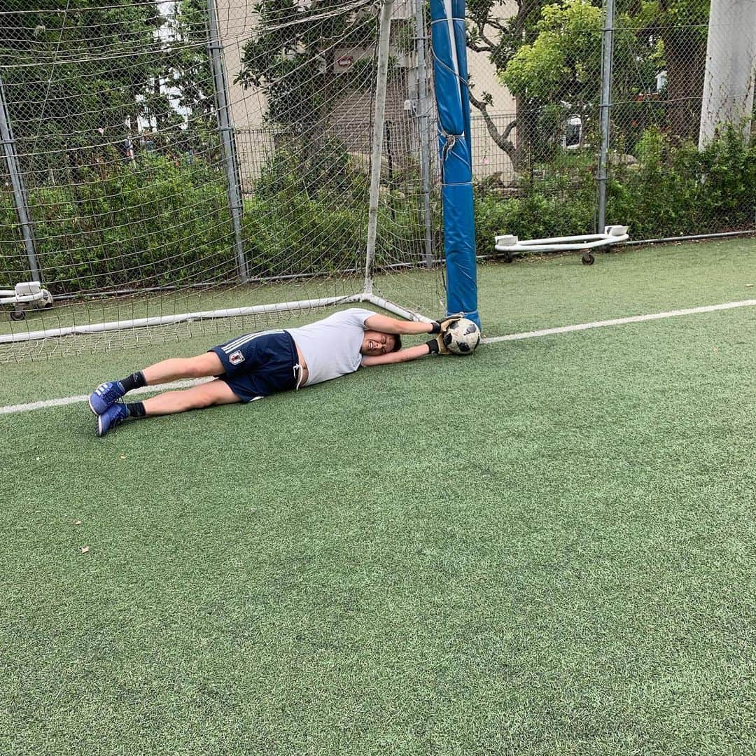 熊谷岳大さんのインスタグラム写真 - (熊谷岳大Instagram)「今日はサッカーしました⚽️⚽️ 楽しかったです⚽️⚽️ 明日は体バキバキです😊 ファインプレー‼️ 指示キーパー‼️ プラティニ‼️ #サッカー #キーパー #ファインプレー #指示 #プラティニ #日本代表」7月9日 20時42分 - garichu.kuma