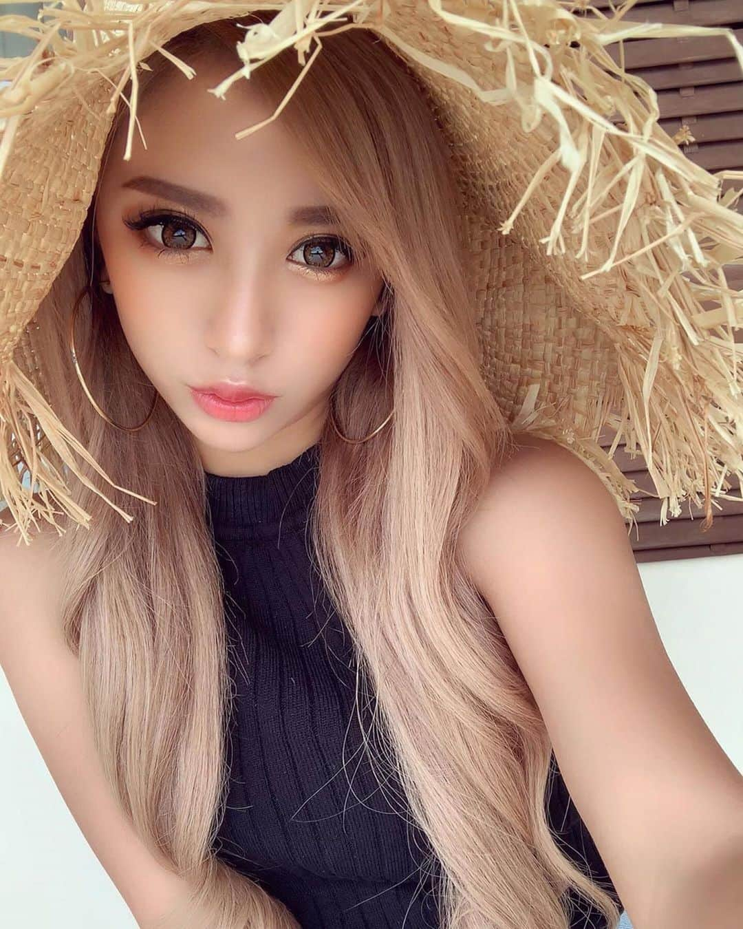 美女美容事情さんのインスタグラム写真 - (美女美容事情Instagram)「⠀ 《リゾートお姉さん⁉️👒》⠀ *⠀ リポストを使って、素敵な写真📷✨を投稿されてる方を紹介させて頂く⠀⠀⠀⠀ 【💄美女美容事情💅】のコーナーです✨⠀ *⠀⠀⠀⠀⠀⠀⠀ いいねやコメント、フォローして応援してね❤︎🥰🎶⁣⠀ *⠀⠀⠀⠀⠀⠀⠀ 今回ご紹介させて頂きますのは❤︎⠀ 華さん< @_hana.87_ >の素敵なお写真📸⠀ *⠀ 美人すぎるほどに整った顔立ちに見惚れてしまいます🥰麦わら帽子姿もエレガントに見えてくる美貌💕憧れます😊⠀ *⠀⠀ 華さんのアカウントには他にも素晴らしい投稿が沢山ありますので是非覗いてみてくださいね💁‍♀️💙⠀ *⠀⠀ 華さん< @_hana.87_ >⠀ 素敵な投稿ありがとうございました☺️📸✨⠀⠀⠀⠀⠀⠀⠀⠀ △▼△▼△▼△▼△▼△▼△▼△▼△▼⠀⠀⠀⠀⠀⠀⠀⠀⠀⠀⠀⠀⠀⠀⠀⠀⠀⠀⠀⠀⠀⠀⠀⠀⠀⠀⠀⠀⠀⠀⠀⠀⠀ ❤🧡💛「美女美容事情」💚💙💜⠀⠀⠀⠀⠀⠀⠀⠀⠀⠀⠀⠀⠀⠀⠀ 👇掲載ご希望の方は👇⠀⠀⠀⠀⠀⠀⠀⠀⠀⠀⠀⠀⠀⠀⠀⠀ @b_b_j.jタグ付けと🖤 # ビジョビ⠀🖤⠀⠀⠀⠀⠀⠀⠀⠀⠀⠀⠀⠀⠀⠀⠀ をタグ付けお願いします✨⠀⠀⠀⠀⠀⠀⠀⠀⠀⠀⠀⠀⠀⠀⠀⠀ ――――――――――――――――⠀⠀⠀⠀⠀⠀⠀⠀⠀⠀⠀⠀⠀⠀⠀⠀⠀⠀⠀⠀⠀⠀⠀ ～姉妹アカウントのご紹介～⠀⠀⠀⠀⠀⠀⠀⠀⠀⠀⠀⠀⠀⠀⠀⠀⠀⠀⠀⠀⠀⠀⠀⠀⠀⠀⠀ ◇美容情報を紹介している«美女美容事情～Beauty～»⠀⠀⠀⠀⠀⠀⠀⠀⠀⠀⠀⠀⠀⠀⠀⠀⠀⠀⠀⠀⠀⠀⠀⠀⠀⠀ ( @b_b_j.j_b )⠀⠀⠀⠀⠀⠀⠀⠀⠀⠀⠀⠀⠀⠀⠀⠀⠀⠀⠀⠀⠀⠀⠀⠀⠀⠀⠀ ◇美しい旅スポット紹介をしている«美 spot»⠀⠀⠀⠀⠀⠀⠀⠀⠀⠀⠀⠀⠀⠀⠀⠀⠀⠀⠀⠀⠀⠀⠀⠀⠀ ( @b__spo )⠀⠀ ⠀ ◇ビジョビがお届けするセレクトショップ«bi select»⠀ ( @bi_select )⠀ ⠀⠀⠀⠀⠀⠀⠀⠀⠀⠀⠀⠀⠀⠀⠀⠀⠀⠀⠀⠀⠀ よかったらこちらも覗いてみてね✨⠀ ――――――――――――――――⠀⠀⠀ @b_b_j.j⠀⠀ #沖縄⠀#名護  #旅行  #beauty⠀⠀#自撮り ⠀⠀⠀⠀⠀⠀⠀⠀ #ストローハット #おとな女子⠀⠀⠀⠀⠀ #オシャレ女子  #自撮り女子 ⠀⠀⠀⠀⠀ #オシャレコーデ #女子力アップ ⠀⠀⠀⠀⠀ #ファッション好き #カラコン ⠀ #女子力 #女子力向上⠀⠀⠀⠀⠀ #リップ #チーク⠀⠀⠀⠀⠀⠀⠀⠀⠀ #セルフィー ⠀⠀⠀⠀⠀⠀⠀⠀ #naturalbeauty #trip」7月9日 21時03分 - b_b_j.j