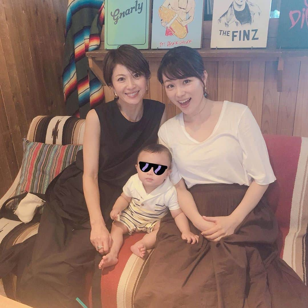 畑野ひろ子さんのインスタグラム写真 - (畑野ひろ子Instagram)「久しぶりに朋ちゃんと会えた❤️❤️❤️ ずっと妹のような存在☺️（と勝手に思ってます😁） 息子くんの可愛さは本当！癒し😍  #本田朋子 ちゃん #妹のような存在」7月9日 21時05分 - hiroko_hatano_