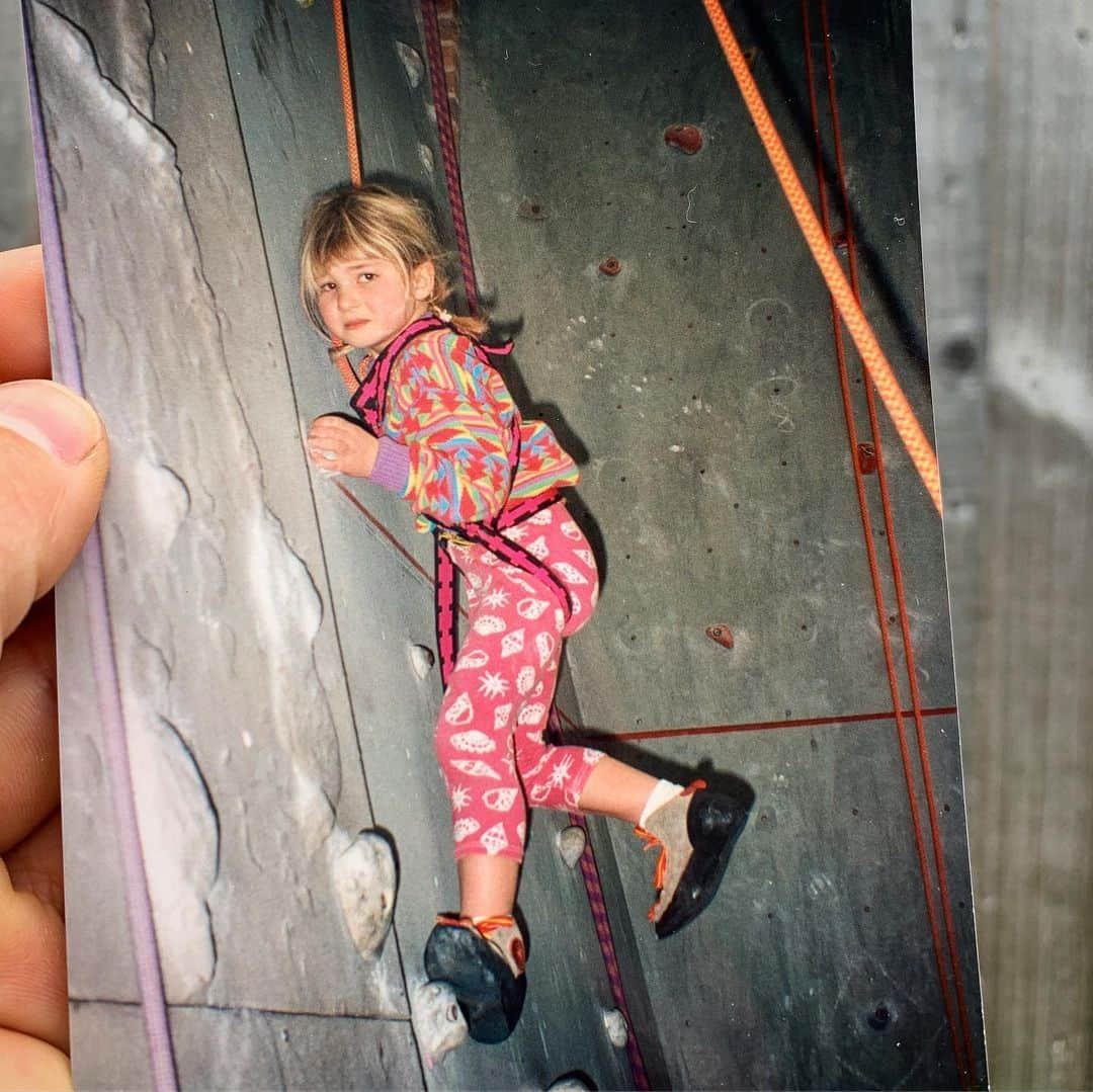 ヘイゼル・フィンドレーさんのインスタグラム写真 - (ヘイゼル・フィンドレーInstagram)「‘I was scared. I enjoyed it’. Could be a tag line for climbing as a whole? The first photo was taken after I did my first new route/first ascent on my 10th birthday. I doubt you could find a photo of a happier child, and yet I remember crying most of the way up the route. The second photo is of my diary entry about that route. In the third photo you can see me really not wanting to be where I am in that moment. Not sure how old I am. Maybe 7? Looking back things really haven’t changed that much. Same feelings of fear and aversion followed by happiness when you overcome it. The only thing that’s changed are the routes I’m challenged by and hopefully less tears, more self awareness and better mental management. How many times have we wished to be somewhere else when we’re uncomfortable on the wall and then feel ecstatic after the fact? I was so lucky to learn at such a young age that easy things aren’t interesting. @blackdiamond @lasportivagram @seatosummitgear」7月9日 21時30分 - hazel_findlay