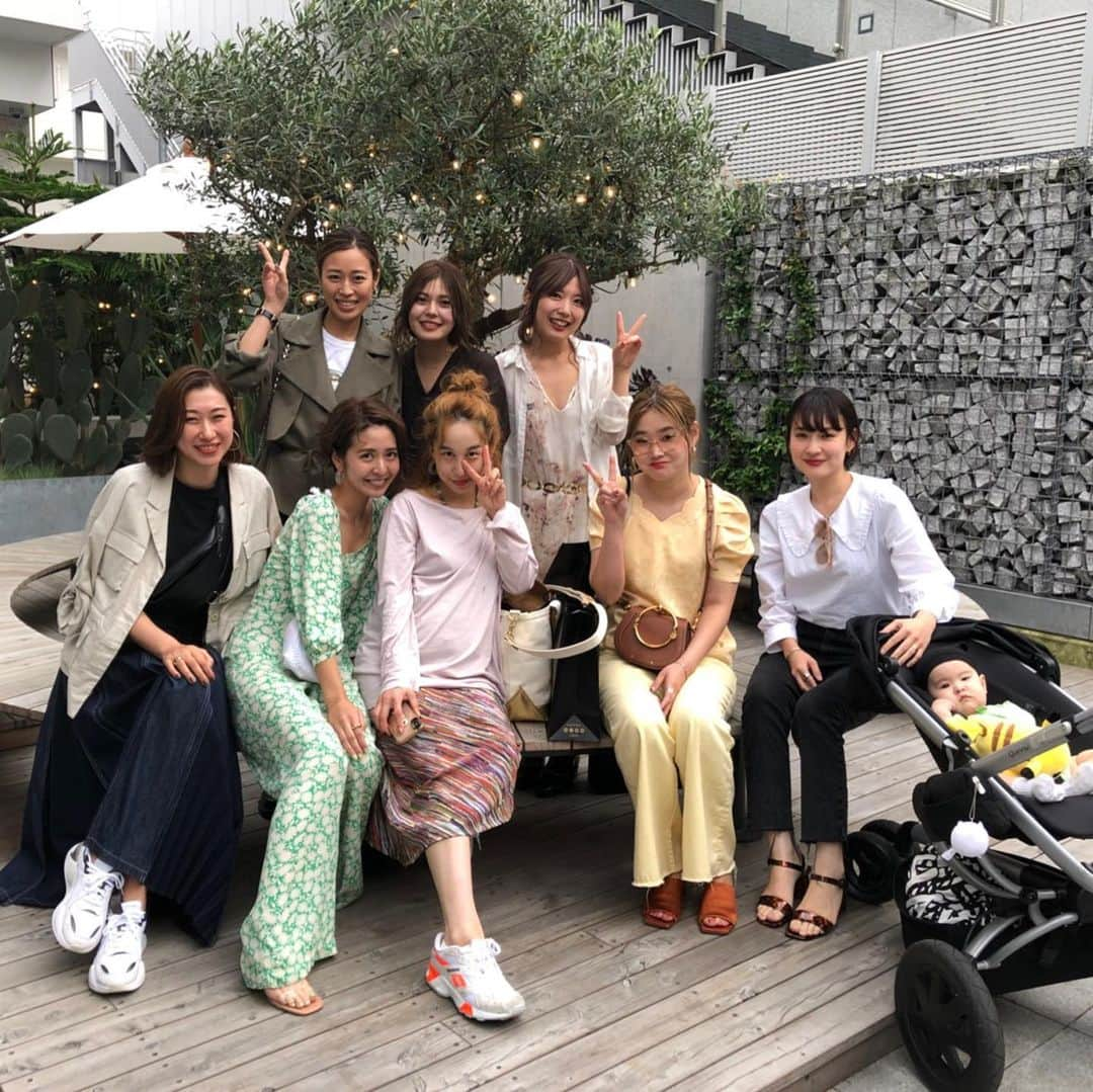 漆川由佳さんのインスタグラム写真 - (漆川由佳Instagram)「久々集合出来た🤩💕 ナナコ出産頑張ってね👼🏼👍🏻✨ 月ちゃん可愛過ぎ💖💖💖」7月9日 21時57分 - shitsukawayuka