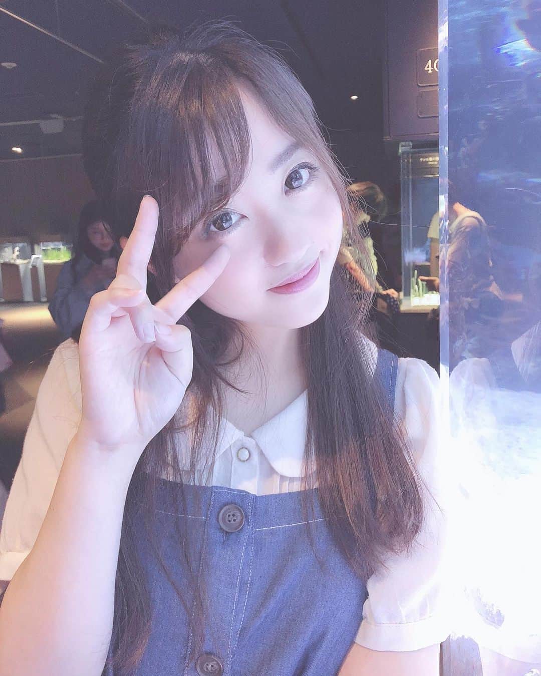 河村友歌のインスタグラム：「強いて言えば、水族館行きたいって感じ🐟 (自分メインすぎて魚写ってないけど) #あざとむらゆか #すみだ水族館 #水族館 #休日の過ごし方 #押上 #ソラマチ #スカイツリータウン #スカイツリー」