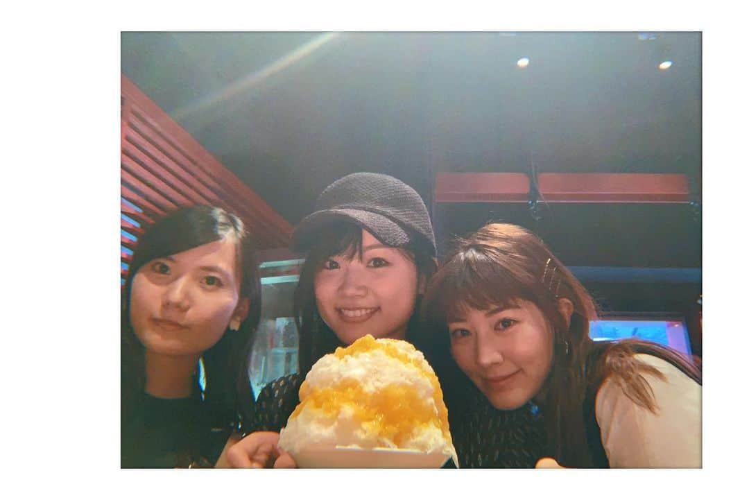 加弥乃さんのインスタグラム写真 - (加弥乃Instagram)「‪#岡本杏理 ちゃん、‬ ‪#朱里乃 とかき氷食べました⛱💓‬ ‪ 好きな人たちと好きな物を食べられて、大満足の私でした😂‬」7月10日 10時05分 - kayano210