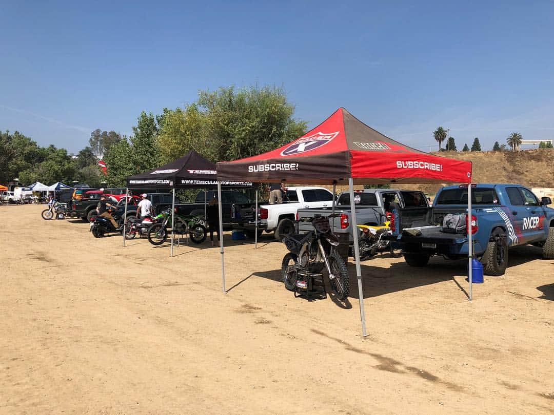 Racer X Onlineさんのインスタグラム写真 - (Racer X OnlineInstagram)「Alpinestars Ride Day here at Milestone MX in Southern California! Make sure to stop by and say hey to our guy @trupatrue !」7月10日 1時43分 - racerxonline