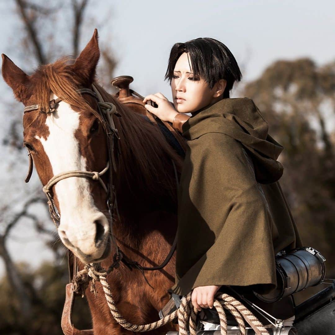 麗華さんのインスタグラム写真 - (麗華Instagram)「I was scared of horses at this time. But I love it now.  Attack on Titan p: oda & zweit  #levi #attackontitan #shingekinokyojin #shingeki #jan #reika #reikaarikawa #cosplay #進撃の巨人 #リヴァイ兵長 #リヴァイ」7月10日 1時52分 - reika_japan_