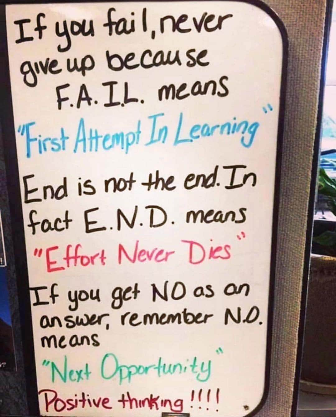 コンスタンス・マリーさんのインスタグラム写真 - (コンスタンス・マリーInstagram)「YES DAMN IT!! ✨💪🏽#TakeChargeTuesday!!! #PositiveThinking #Optimist #GoodVibesOnly  #Repost from @soledadobrien using @RepostRegramApp - #Repost @powherfulfdn ・・・ #positivethinking」7月10日 1時56分 - goconstance