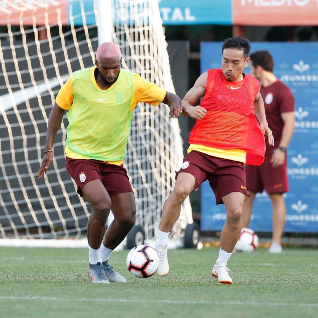 ガラタサライSKさんのインスタグラム写真 - (ガラタサライSKInstagram)「📸 #Galatasaray’ımız, 2019-2020 sezonu hazırlıklarına bugün yaptığı antrenmanla devam etti.」7月10日 2時32分 - galatasaray