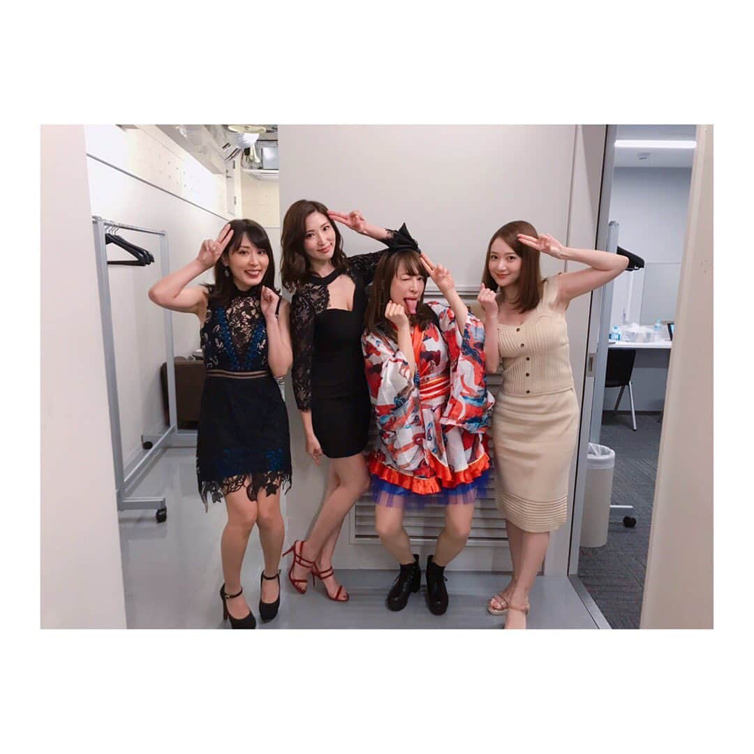 葉月ゆめさんのインスタグラム写真 - (葉月ゆめInstagram)「今日はgroupBJ様のPST(Performance Simulation Test)の審査員を務めさせて頂きました 🕺🏼✨ ・ ・ シャンパンコールやパフォーマンス 全て初めて拝見させていただいたのですが 皆さま本当にキラキラ輝かれていて感動したのは勿論 たくさん元気を頂きました ☺️✨ 一生懸命頑張る姿に、じーんときました。 お招きいただきありがとうございました ♡ これからも応援しています 📣 #groupbj 様 #pst #ホスドル #シャンパンコール #ホストクラブ #プロ男子 #歌舞伎町 #感動しました」7月10日 2時36分 - yume_hazuki
