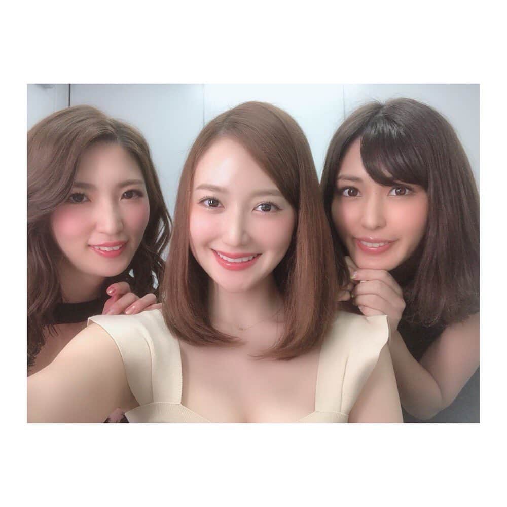 葉月ゆめさんのインスタグラム写真 - (葉月ゆめInstagram)「今日はgroupBJ様のPST(Performance Simulation Test)の審査員を務めさせて頂きました 🕺🏼✨ ・ ・ シャンパンコールやパフォーマンス 全て初めて拝見させていただいたのですが 皆さま本当にキラキラ輝かれていて感動したのは勿論 たくさん元気を頂きました ☺️✨ 一生懸命頑張る姿に、じーんときました。 お招きいただきありがとうございました ♡ これからも応援しています 📣 #groupbj 様 #pst #ホスドル #シャンパンコール #ホストクラブ #プロ男子 #歌舞伎町 #感動しました」7月10日 2時36分 - yume_hazuki