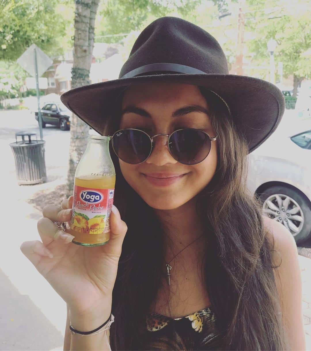 のインスタグラム：「Happy birthday to my radish. My little 23 and me. Time has flown by yet you’ve remained to be just as amazing as when I first met you. I’m happy to be in your life still. Happy to know you. Happy to be in your corner. Happy to be one of your best friends. Cheers turnip 🥂❤️」