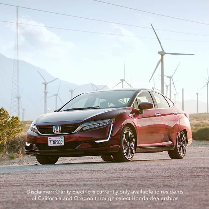 のインスタグラム：「Soak up summer with the Honda Clarity Fuel Cell and power into instant acceleration and zero emissions. #SummerAdventures」