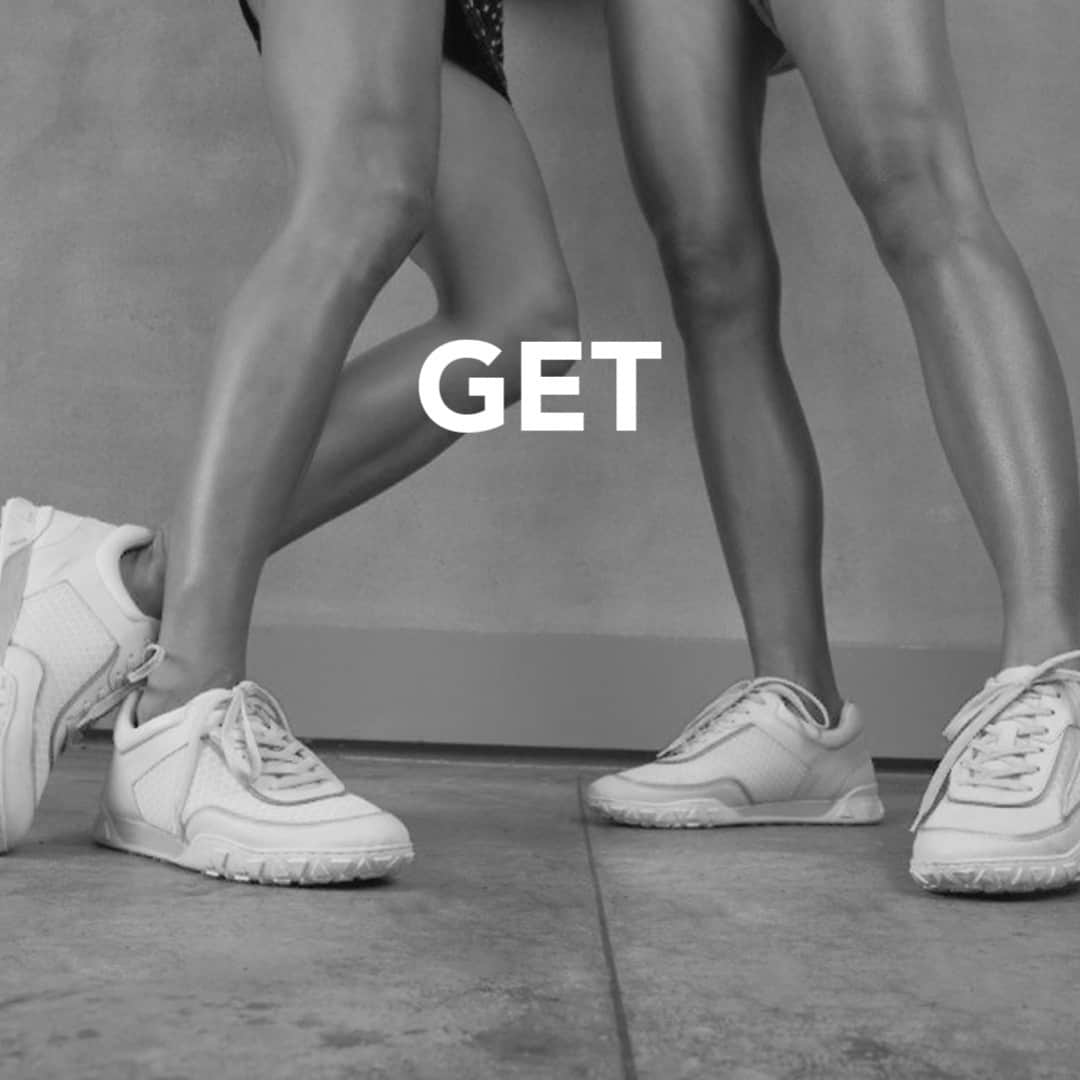 Schutzのインスタグラム：「Get your #SchutzConnect ⚡ Coming Soon.」