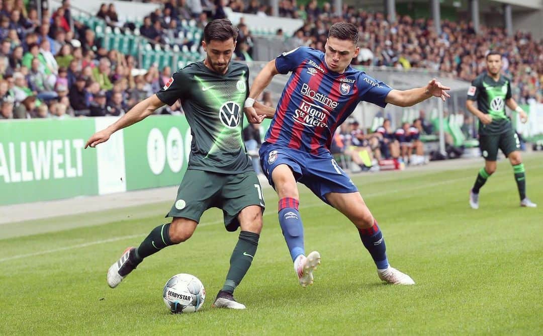 のインスタグラム：「#keepgoing @vfl.wolfsburg」