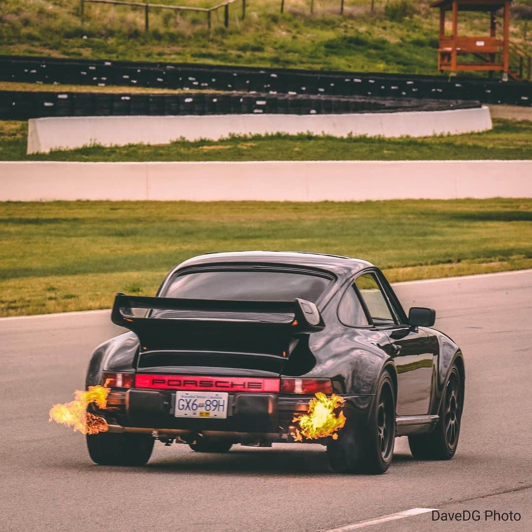 CarsWithoutLimitsさんのインスタグラム写真 - (CarsWithoutLimitsInstagram)「Flames for dayzzz!! 🔥🔥🔥 📸: @dave.dg Follow: @dave.dg . . . . . . #area27 #kelownaphotographer #porsche911 #porschegt3rs #pentictonbc #oliverbc #porschegt2rs #porschegt2 #porsche911gt3 #porschelife #porsche991 #porschelove #kelownabc #porscheclub #osoyoos #osoyoosbc #okanaganbc #area27okanagan #penticton #porschegt3 #porscheclassic #okanaganphotographer #trackdays #okanaganlifestyle #porschemoment #kelownaliving」7月10日 4時28分 - carswithoutlimits