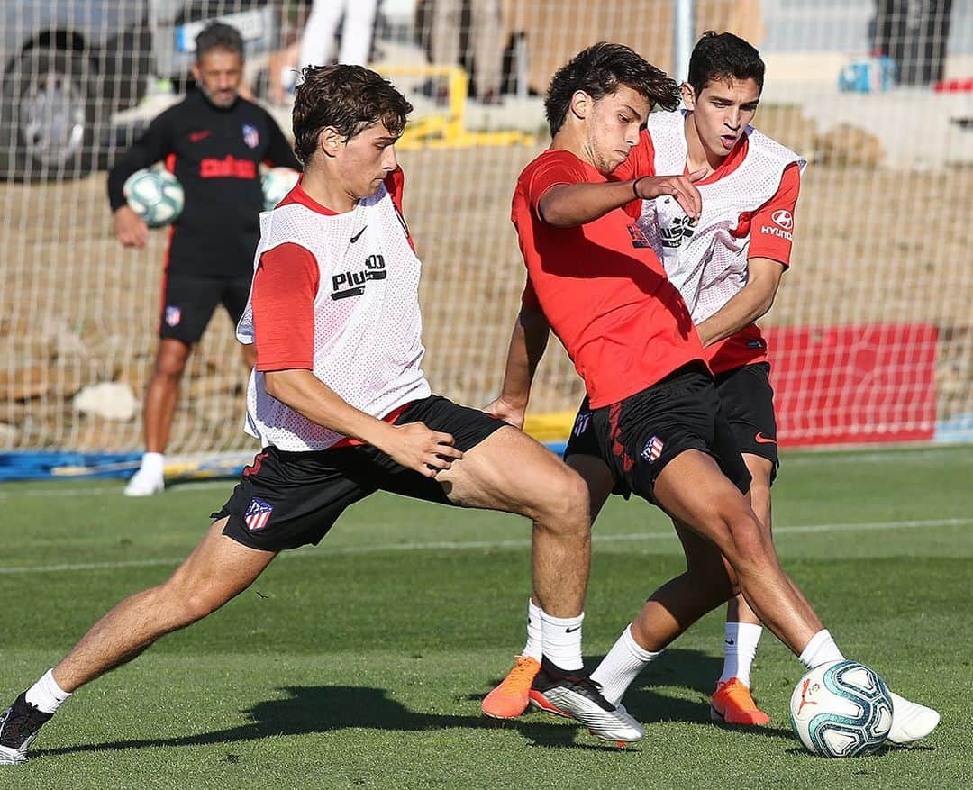 アトレティコ・マドリードさんのインスタグラム写真 - (アトレティコ・マドリードInstagram)「INTENSIDAD en imágenes 👌💥 #Training #TrabajandoDuro #Atleti #Atlético #AtléticoDeMadrid」7月10日 5時11分 - atleticodemadrid