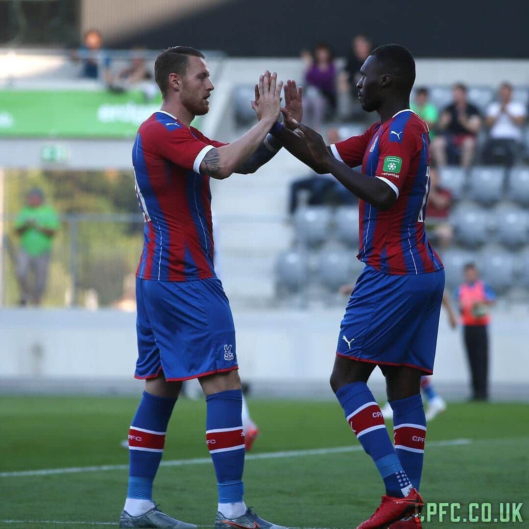 クリスタル・パレスFCさんのインスタグラム写真 - (クリスタル・パレスFCInstagram)「✅ A winning start to pre-season!⁣ ⁣⁣⁣⁣⁣⁣⁣⁣⁣⁣⁣⁣⁣⁣⁣⁣ #CPFC #PL #PremierLeague #Uhrencup」7月10日 5時09分 - cpfc