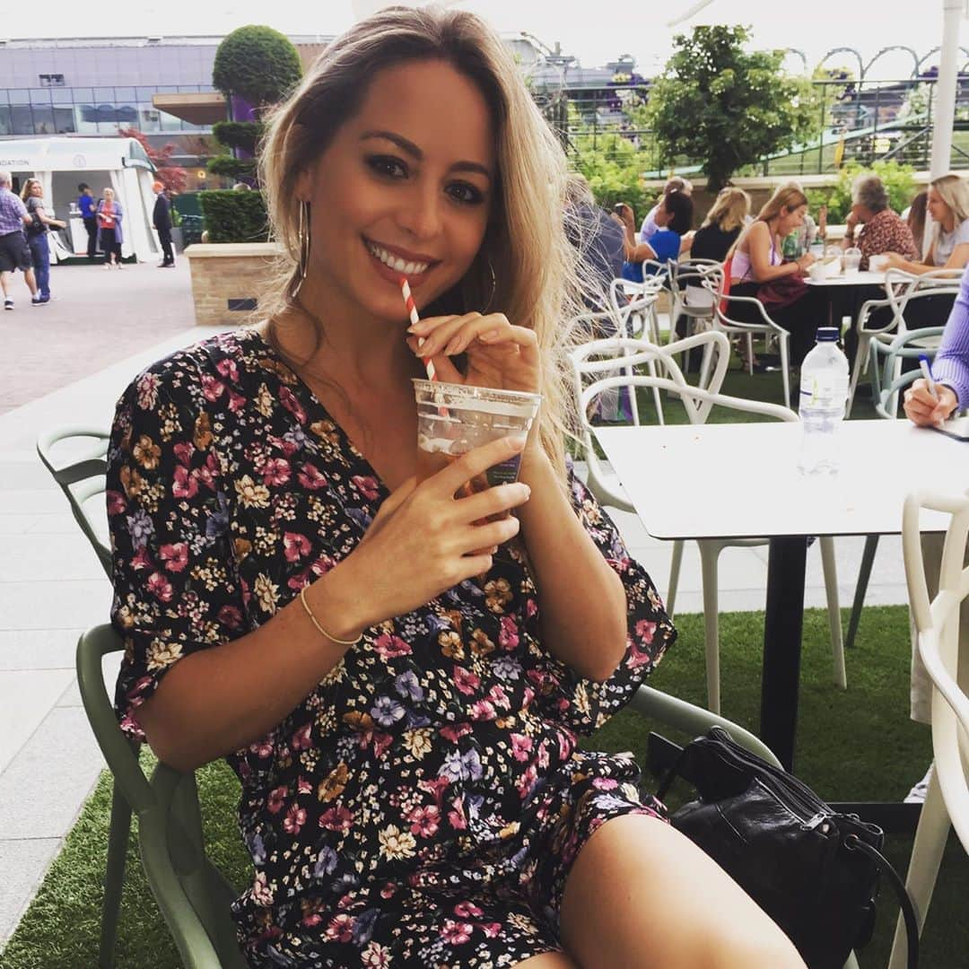 Carlyのインスタグラム：「🎾 Wimbledon Tennis 🎾🍹#wimbledon #pimms」