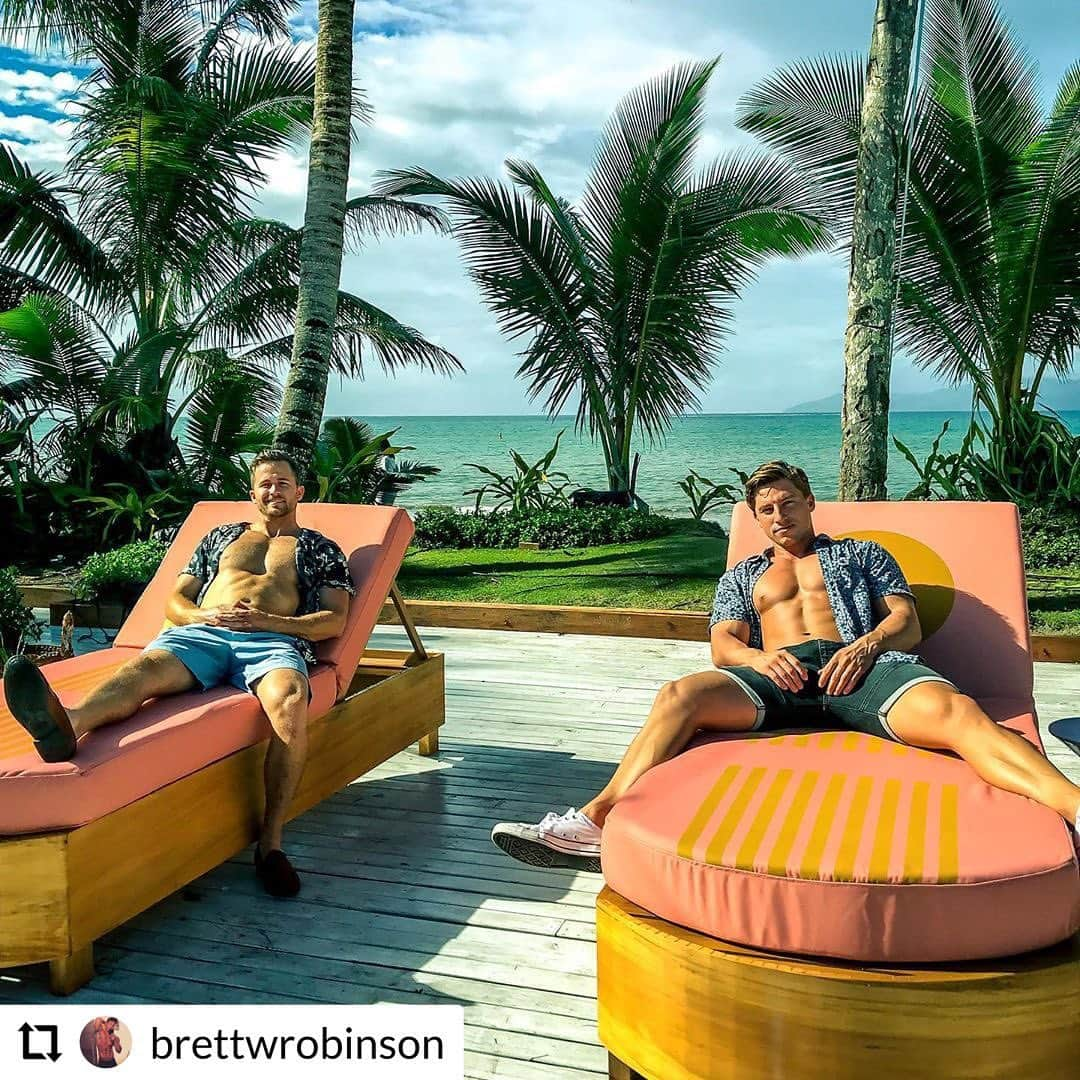 CBSさんのインスタグラム写真 - (CBSInstagram)「#Regram @brettwrobinson 💕 @loveislandusa」7月10日 7時07分 - cbstv