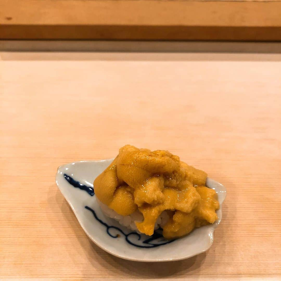 飯島茜さんのインスタグラム写真 - (飯島茜Instagram)「皆さま早めの誕生日会ありがとうございます😊 自分が、何歳なのがイマイチよくわからなくなる事が笑 良い一年でありますように💕」7月10日 7時57分 - akaneiijima711