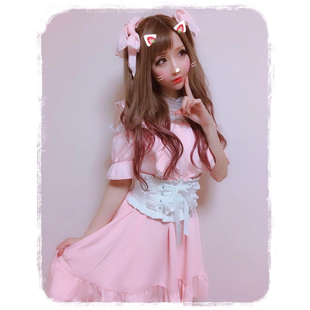 ちいめろさんのインスタグラム写真 - (ちいめろInstagram)「#ちいめろ #コーデ #Princessmelody #姫系 #お姫様 #ピンクコーデ #可愛い #ワンピース #お人形さんになりたい」7月10日 8時17分 - chiimelo74