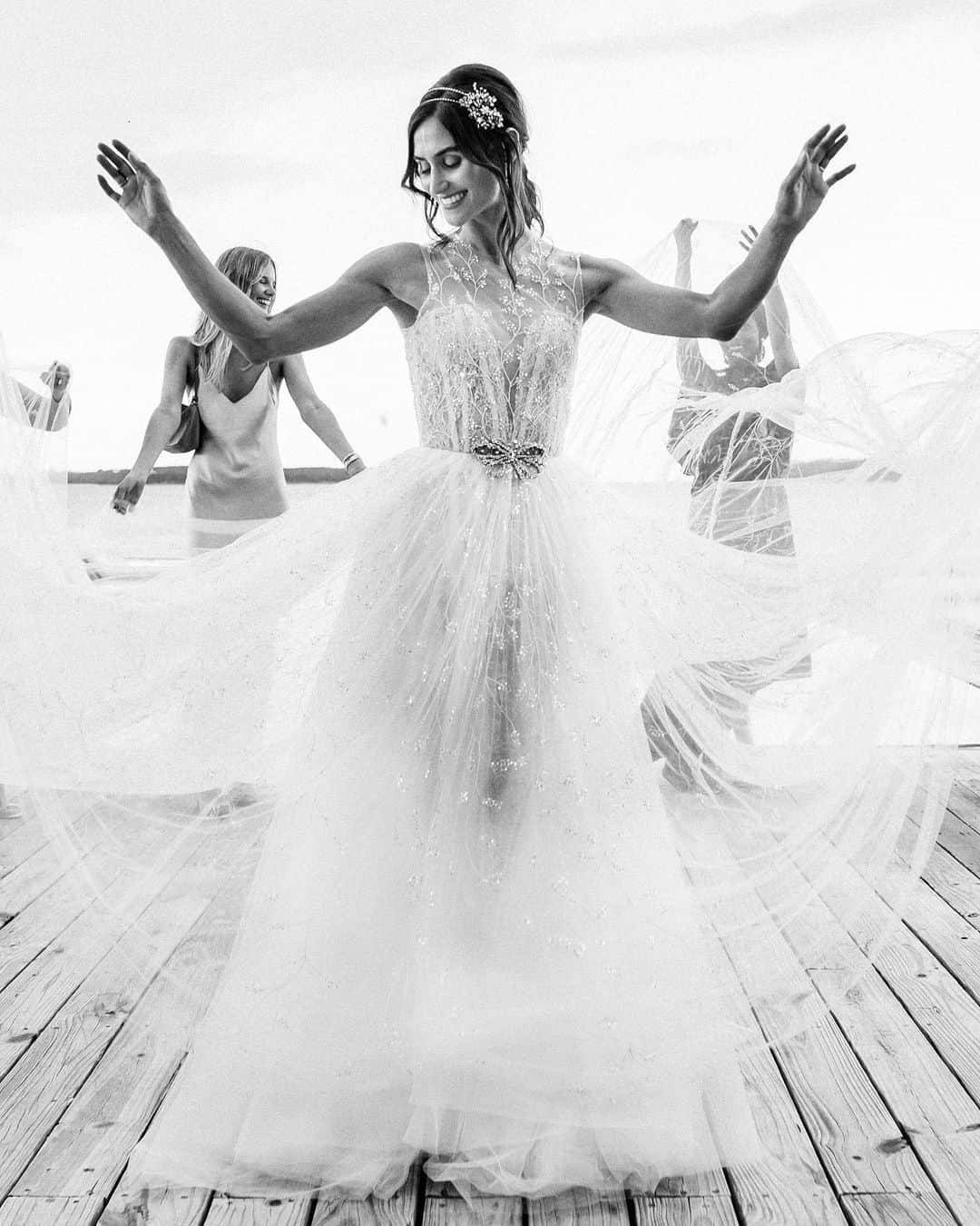 ダニジョーのインスタグラム：「The dress in all its glory ✨ Tap to shop the wedding edit 👰🏻 and don’t forget to pick up the latest issue of @brides magazine  ph @sergiosandonaphotos」