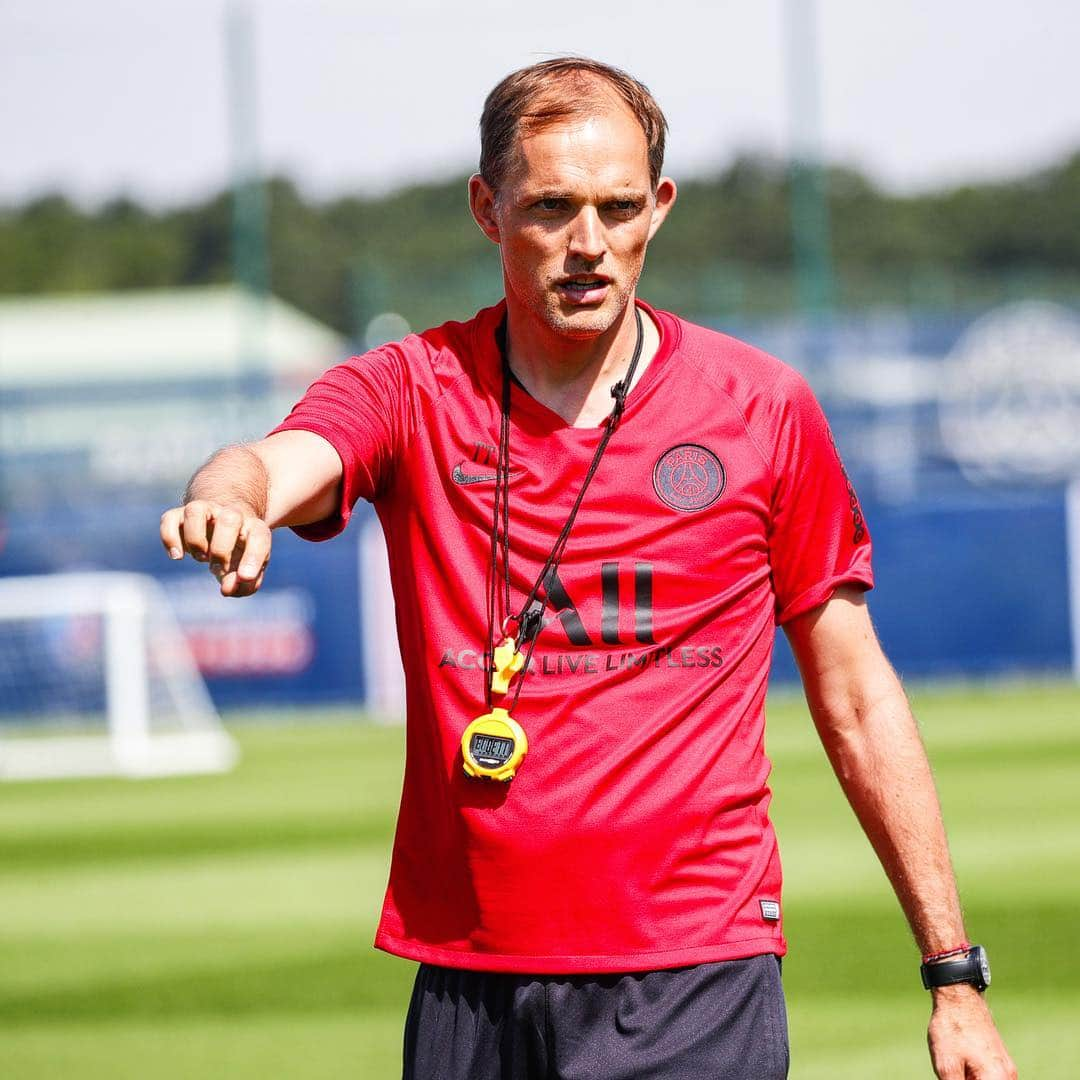 パリ・サンジェルマンFCさんのインスタグラム写真 - (パリ・サンジェルマンFCInstagram)「❤️ Coach Tuchel 💙 . #PSGtraining #ICICESTPARIS #AllezParis #ParisSaintGermain #Paris #Football #PSG #Tuchel #TuchelxPSG」7月10日 19時36分 - psg