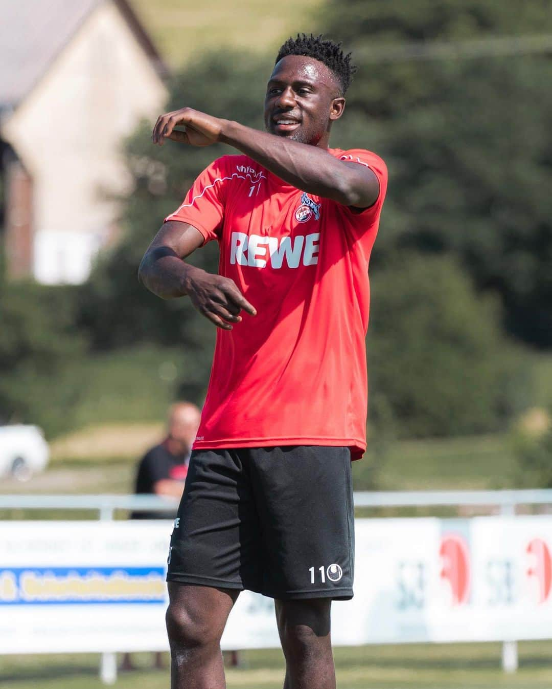 1.FCケルンさんのインスタグラム写真 - (1.FCケルンInstagram)「Happy faces 🤗 #effzeh #Trainingslager #Köln #Kölle」7月10日 19時55分 - fckoeln