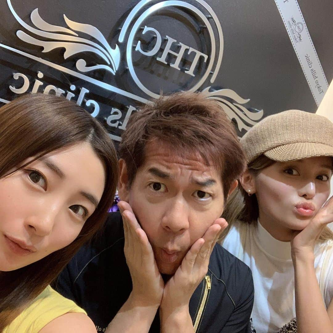 岸野里香さんのインスタグラム写真 - (岸野里香Instagram)「maintenanceDay🌍 @tokyo_hills_clinic  にて、 今日はいつものメニューにレーザートーニングを追加してもらいました💗💆‍♀️ 先生が私に合うメニューの組み合わせしてくれるから本当に最高🗣いつもありがとうございます✨ その後 @im__non さんとランチ！いっつもお洒落なとこ連れてってくれる🥰今日もめっちゃ楽しかった〜喋り倒した💓💓💓 #ピーリング #美肌トリートメント #レーザートーニング  #先生お茶目 #盛れた」7月10日 19時50分 - rikakishino_official