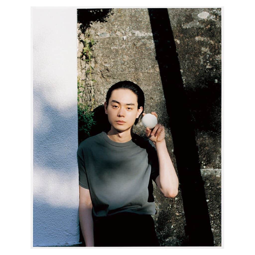 阿部裕介さんのインスタグラム写真 - (阿部裕介Instagram)「ある日のふたり。 2016  #portrait #池松壮亮 #菅田将暉」7月10日 19時58分 - abe_yusuke