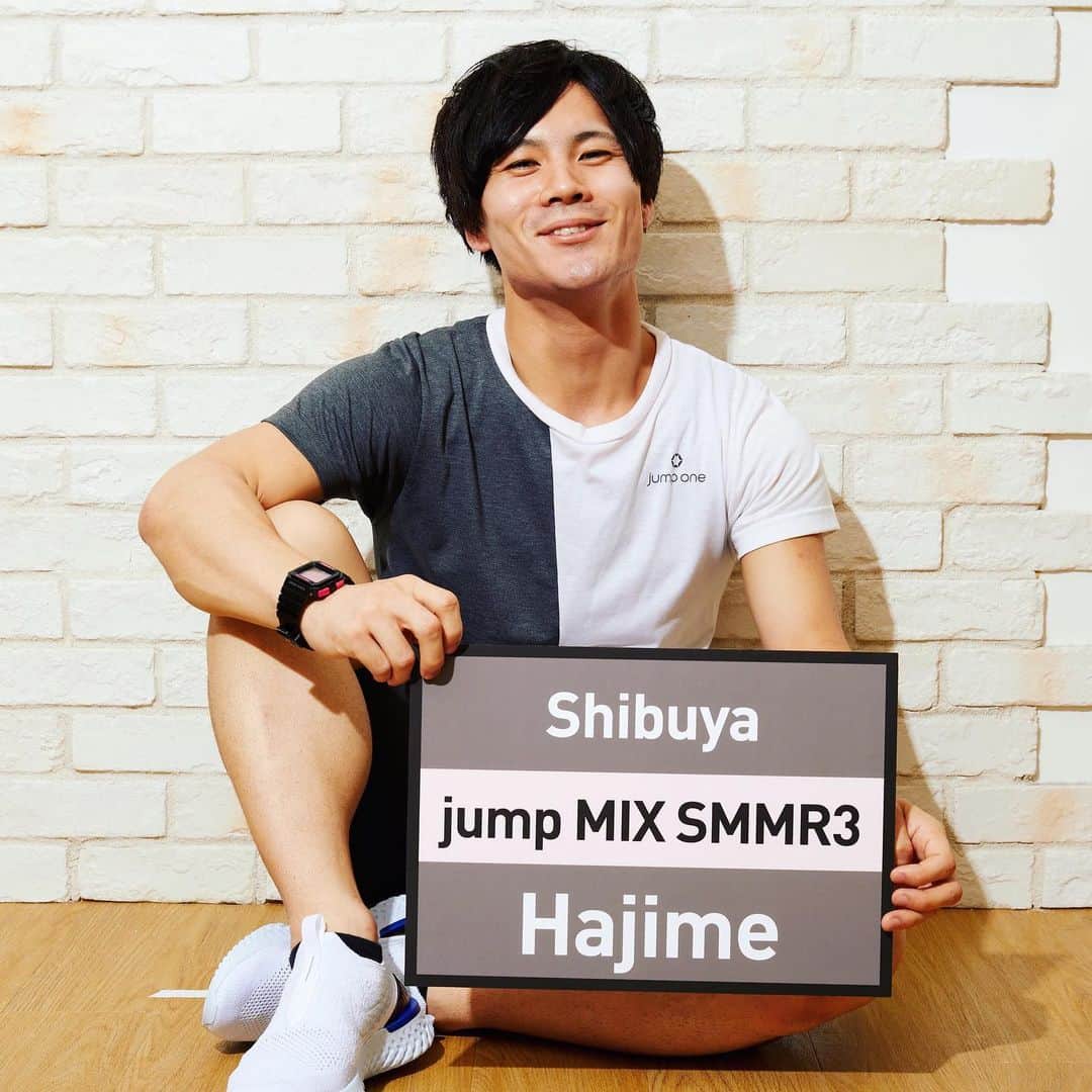 jump one（ジャンプワン）さんのインスタグラム写真 - (jump one（ジャンプワン）Instagram)「. 【インストラクター発表✨】 . いつもjump oneをご利用いただき、誠にありがとうございます。 . お待たせいたしました！ 『jump MIX SMMR3』を担当するインストラクター、 Shibuya の Hajime からのコメントをお届けします！ . . Hajime (SBYA) 暑い夏がやってきましたね！ キンキンに冷えた部屋でゴロゴロするのも良いですが… 今年の夏は、SBYAの解放感あるスタジオで一緒に、おもいっきり夏を満喫しませんか？ お待ちしてます！ . . 気になる他のメンバーも 随時発表していきますのでお楽しみに♪ . . #jumpone #ジャンプワン #diet #ダイエット #筋トレ #トレーニング #ボディメイク #フィットネス #ワークアウト #ストレス発散 #エクササイズ #有酸素運動 #トレーニング女子 #腹筋割りたい #ジム女子 #暗闇フィットネス #トランポリンダイエット #暗闇トランポリン #トランポリンフィットネス #美ボディ #美body #サマー #駅近ジム #夏までに痩せる #夏までに痩せたい #smmr3」7月10日 11時16分 - jumpone_official